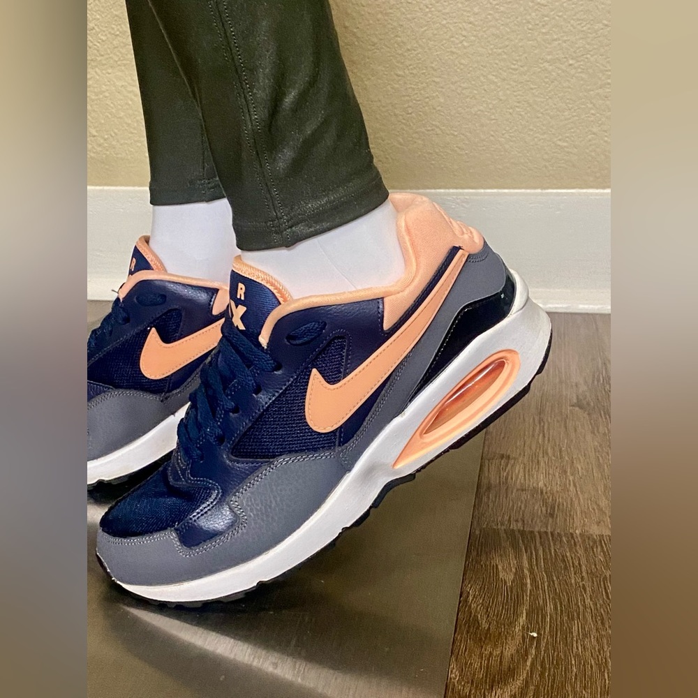 Nike Air Max St